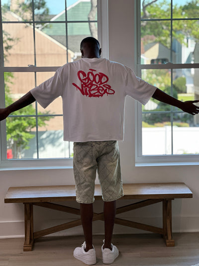 GOOD VIBES TONGUEZ CROP TOP