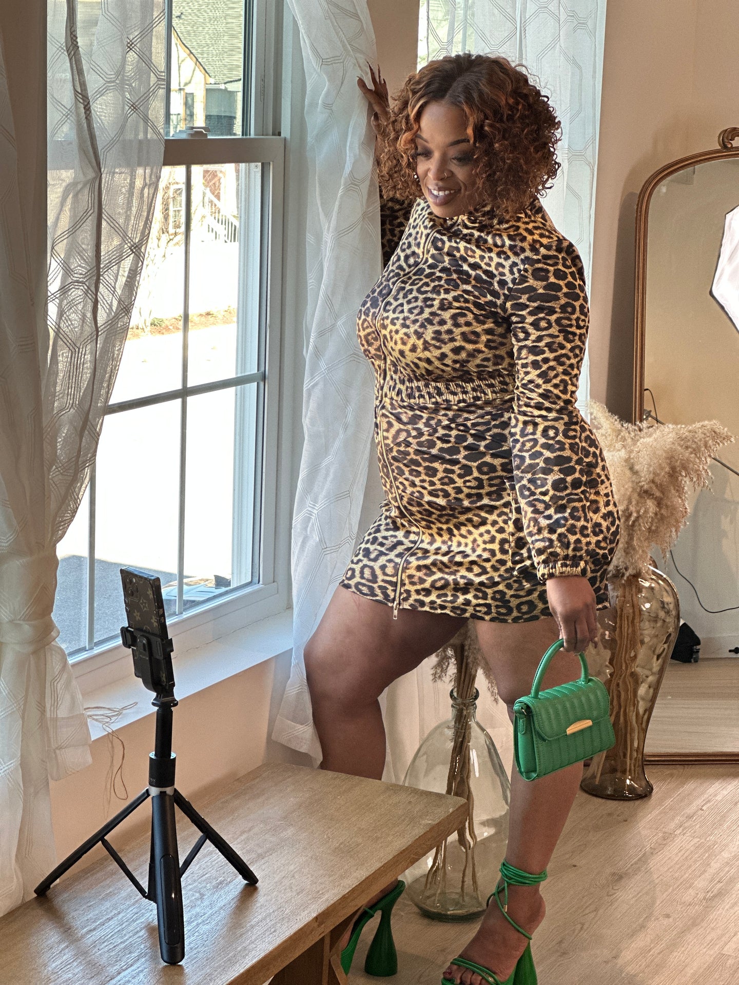 ELIZABETH TAYLOR DRESS